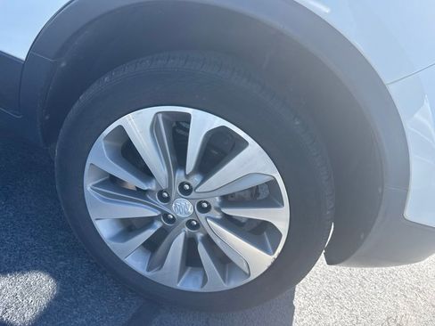 Used 2019 Buick Encore Preferred FWD image 9