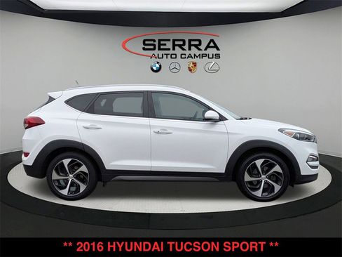 Used 2016 Hyundai Tucson Sport image 12