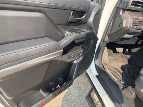 Used 2024 Toyota Tacoma SR5 RWD image 27