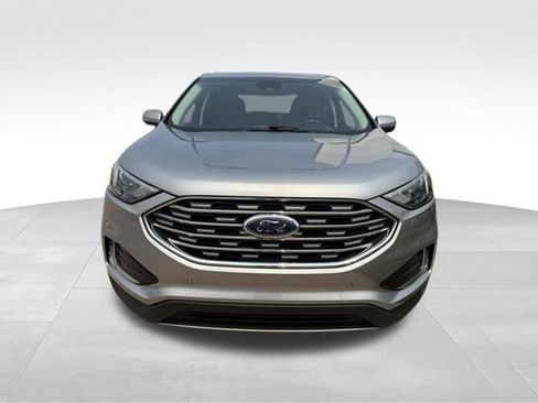 Used 2024 Ford Edge Titanium AWD/4WD image 8