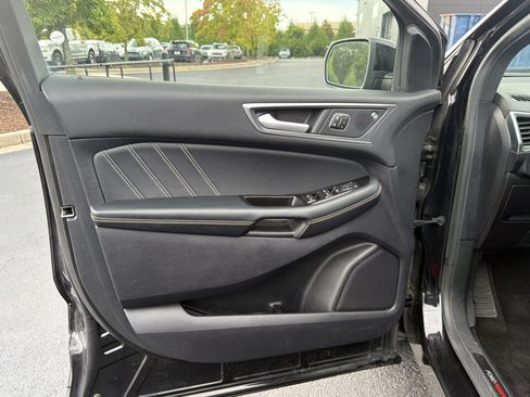 Used 2020 Ford Edge ST w/ Equipment Group 401A AWD/4WD image 24