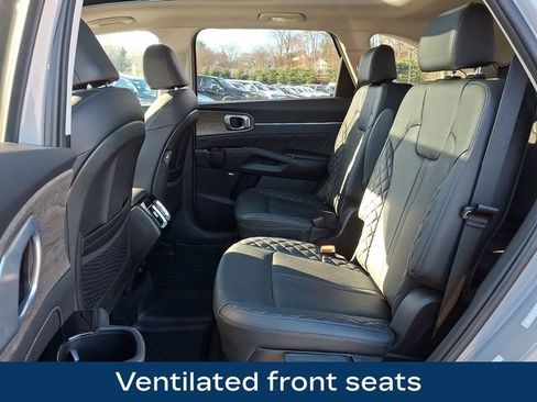Used 2022 Kia Sorento SX Prestige image 14