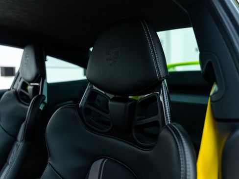 Used 2018 Porsche 911 GT3 RWD image 27