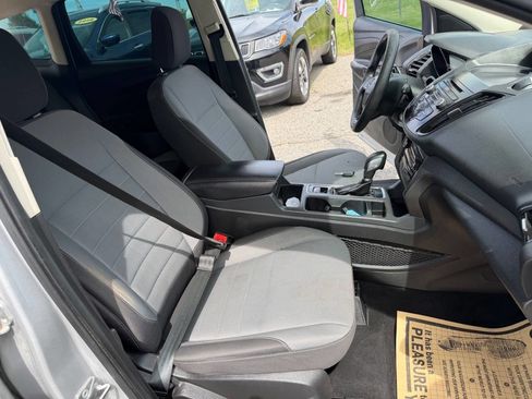 Used 2018 Ford Escape S image 16