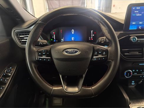 Used 2023 Ford Escape ST-Line FWD image 22