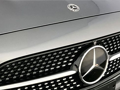 Used 2023 Mercedes-Benz E 350 4MATIC Sedan image 32