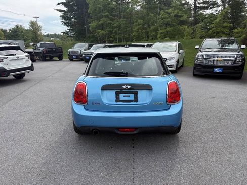 Used 2016 MINI Cooper 4-Door Hardtop FWD image 9