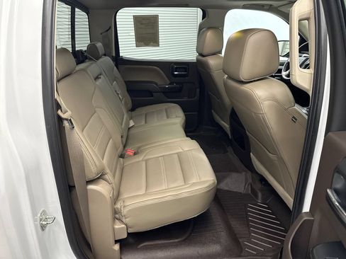 Used 2016 GMC Sierra 1500 Denali w/ Enhanced Driver Alert Package AWD/4WD image 17