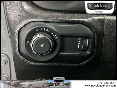 Used 2023 Jeep Wrangler Unlimited Sport AWD/4WD image 19