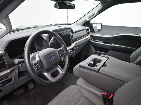 Used 2025 Ford F150 XLT w/ Equipment Group 301A Standard AWD/4WD image 19