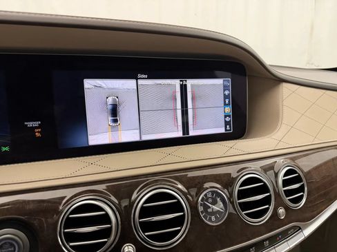 Used 2019 Mercedes-Benz S 560 4MATIC Sedan image 26
