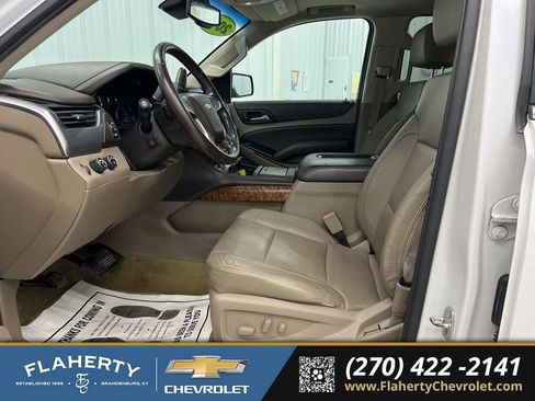 Used 2016 Chevrolet Suburban LTZ image 9