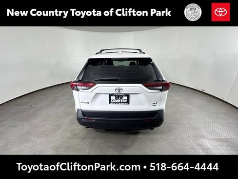Used 2023 Toyota RAV4 XLE image 4