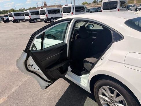Used 2025 Toyota Camry LE FWD image 26