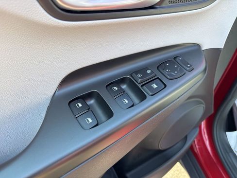 Used 2023 Hyundai Kona SEL w/ Convenience Package AWD/4WD image 16