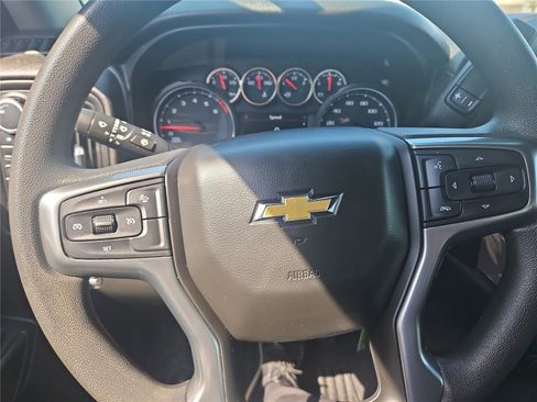 Used 2022 Chevrolet Silverado 2500 Custom w/ Custom Value Package AWD/4WD image 13
