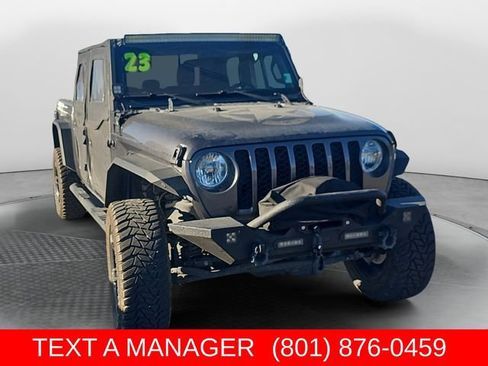 Used 2023 Jeep Gladiator Sport AWD/4WD image 7