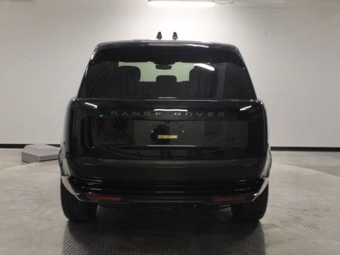 Used 2025 Land Rover Range Rover SE AWD/4WD image 6