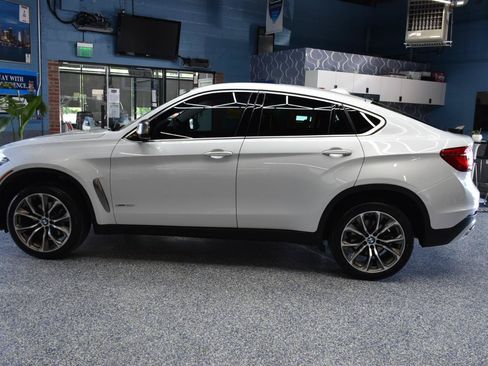 Used 2019 BMW X6 xDrive35i w/ Premium Package Essential AWD/4WD image 8