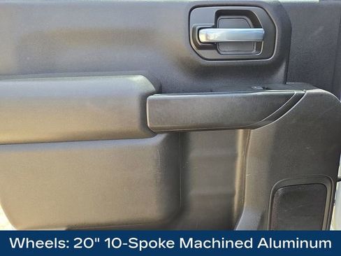 Used 2022 Chevrolet Silverado 2500 Custom w/ Custom Convenience Package AWD/4WD image 17
