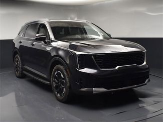 Certified 2025 Kia Sorento S w/ Panoramic Sunroof Package video 2