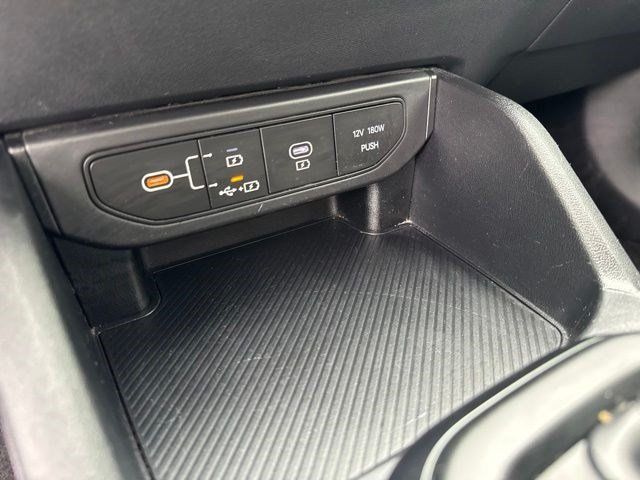 Used 2025 Kia K4 FWD image 28