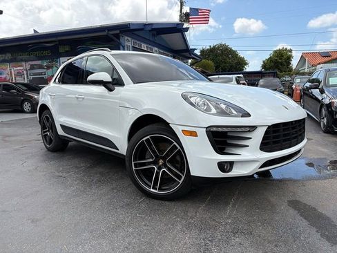 Used 2017 Porsche Macan image 1