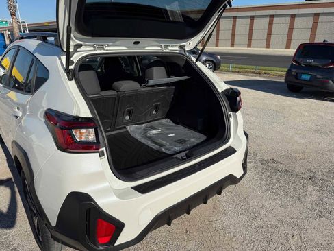 Certified 2024 Subaru Crosstrek 2.0i Premium image 29