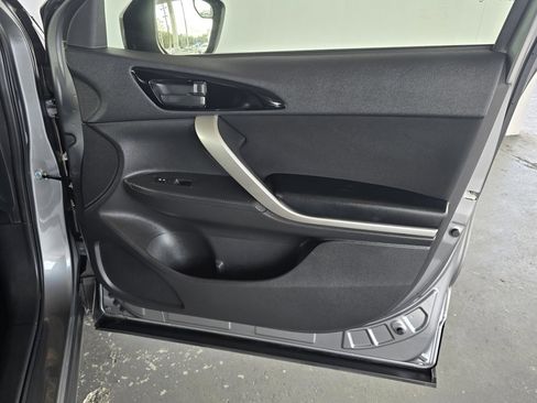 Used 2023 Mitsubishi Eclipse Cross ES image 25