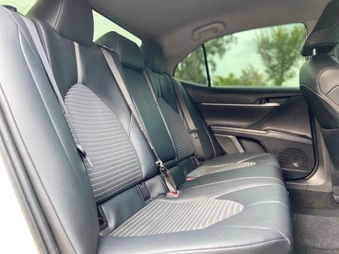 Used 2020 Toyota Camry SE AWD/4WD image 24