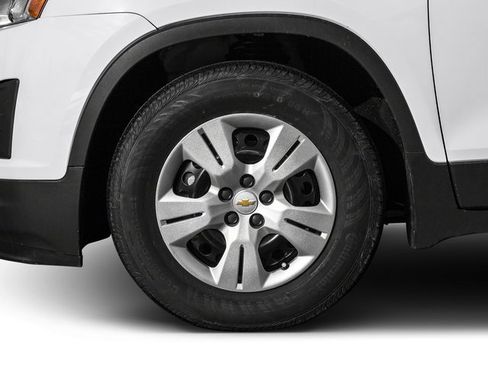 Used 2016 Chevrolet Trax LS w/ LPO, Cargo Package FWD image 15