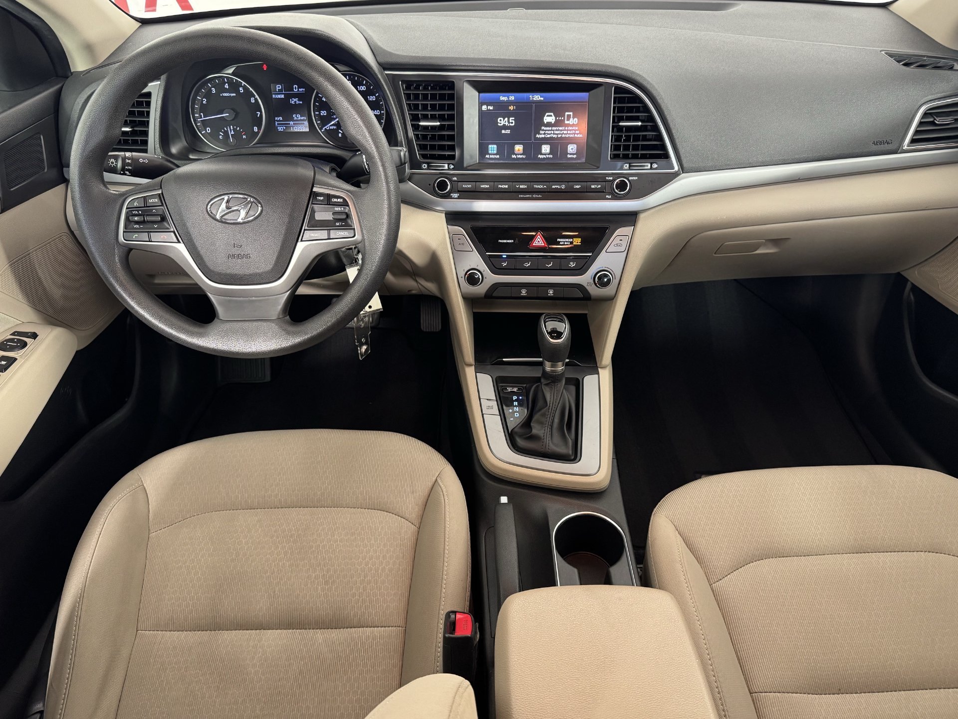 Used 2017 Hyundai Elantra SE FWD image 22
