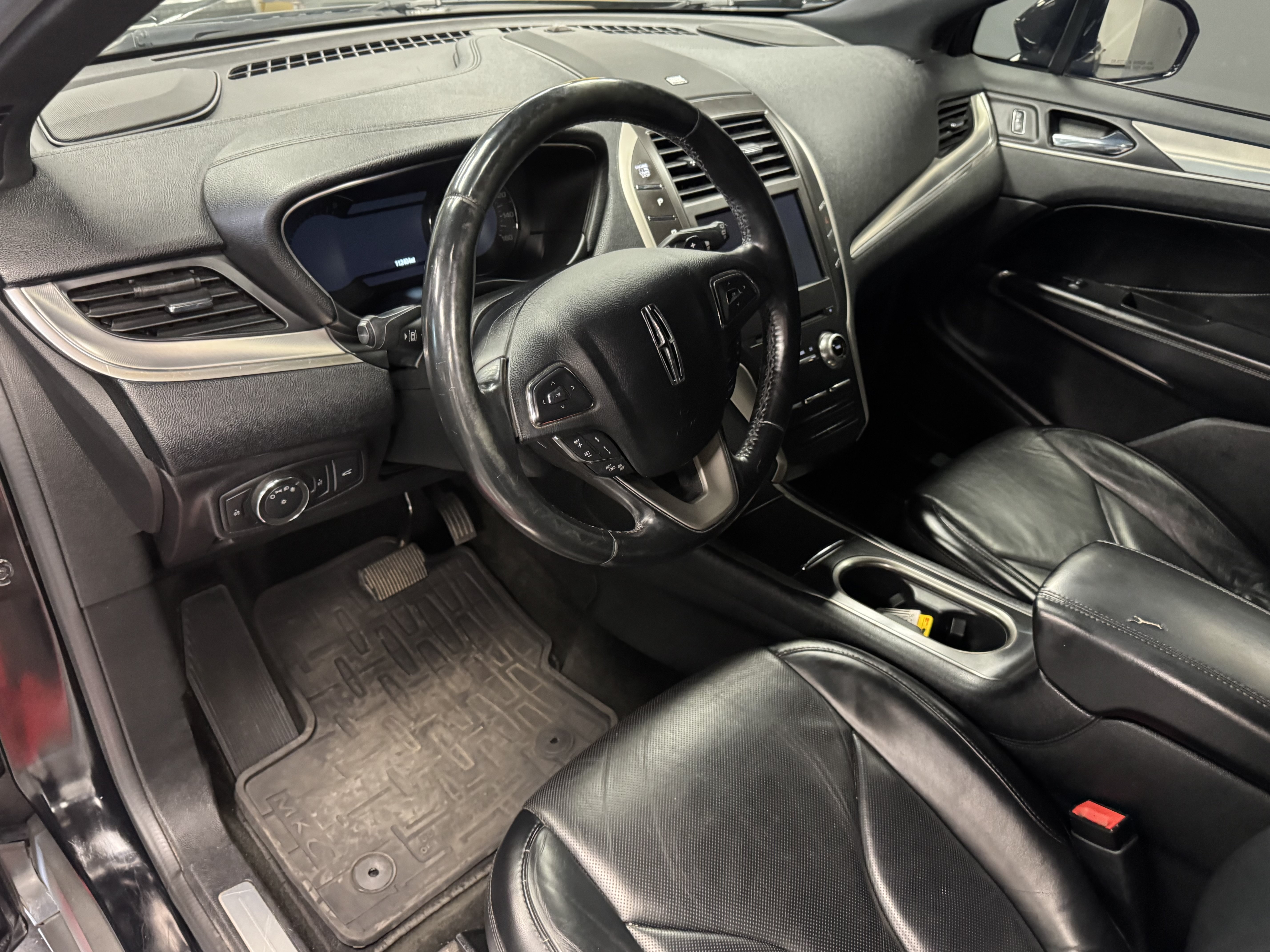 Used 2016 Lincoln MKC Reserve AWD/4WD image 8