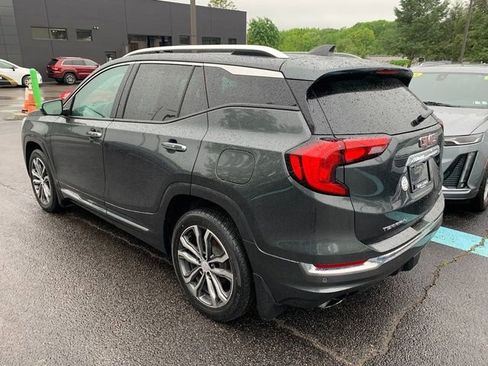 Used 2020 GMC Terrain Denali w/ Denali Premium Package AWD/4WD image 3