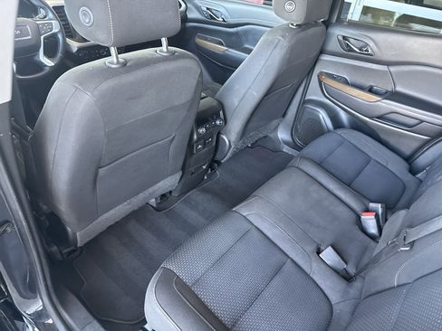 Used 2020 GMC Acadia SLE w/ Driver Convenience Package image 14