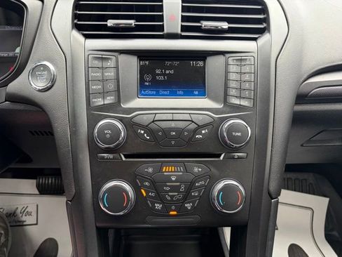 Used 2018 Ford Fusion SE w/ Equipment Group 601A FWD image 22