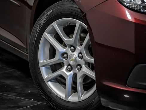 Used 2015 Chevrolet Malibu LT w/ Power Convenience Package FWD image 3