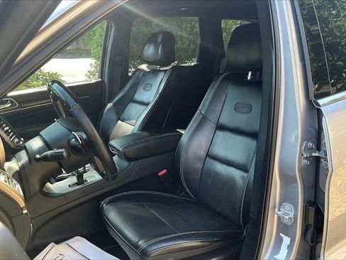 Used 2015 Jeep Grand Cherokee Overland AWD/4WD image 20
