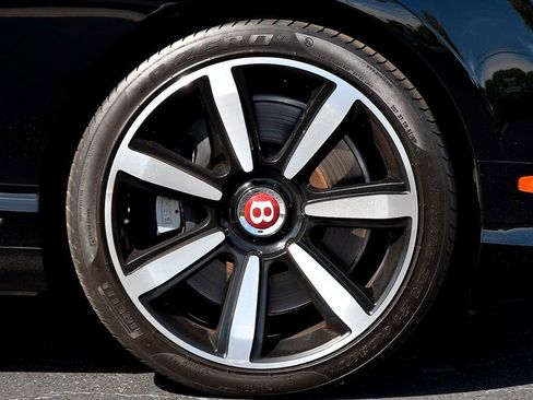 Used 2015 Bentley Continental GT image 16