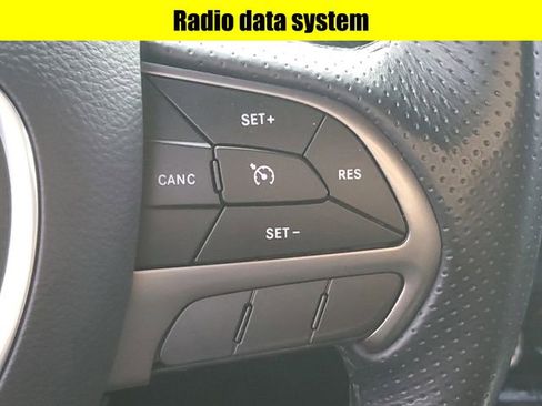 Certified 2023 Dodge Durango SXT w/ Trailer Tow Group IV image 12