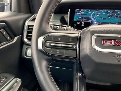 Used 2026 GMC Acadia AT4 w/ LPO, Floor Liner Package image 20