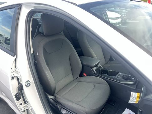 Certified 2026 Kia K4 FWD image 23