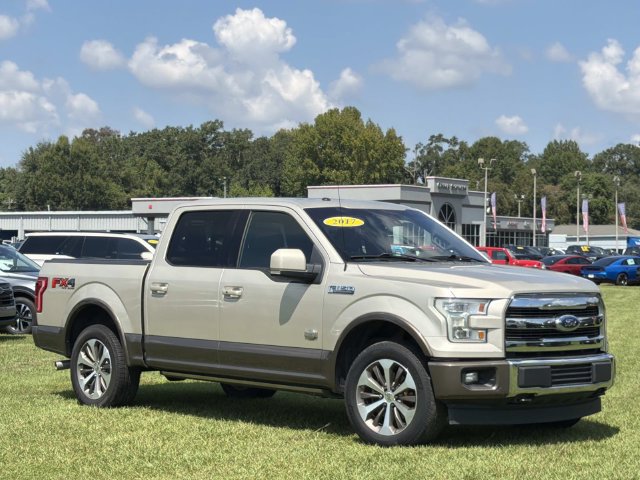 Used 2017 Ford F150 King Ranch w/ Equipment Group 601A Luxury AWD/4WD image 13