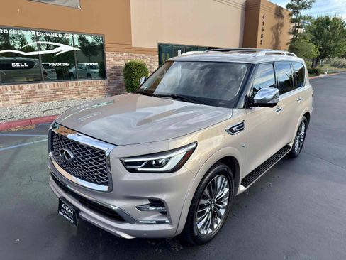 Used 2019 INFINITI QX80 Luxe w/ 22" Wheel Package AWD/4WD image 7