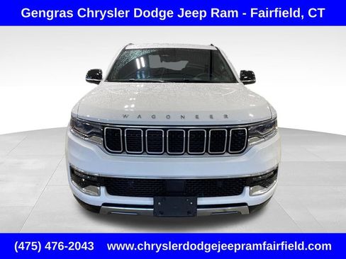 Certified 2024 Jeep Wagoneer Series III AWD/4WD image 2