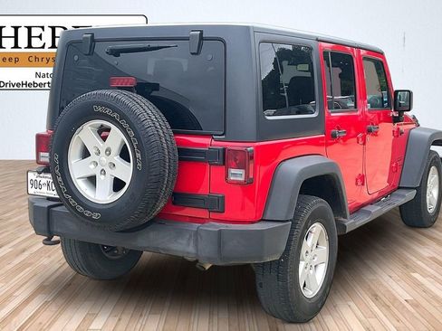 Used 2017 Jeep Wrangler Unlimited Sport w/ Quick Order Package 24S AWD/4WD image 11