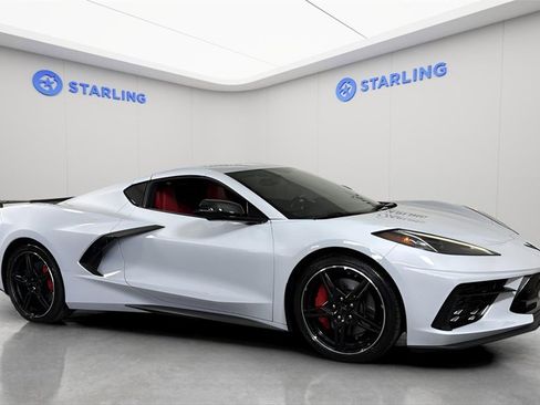 Used 2023 Chevrolet Corvette Stingray Coupe w/ Z51 Performance Package image 12