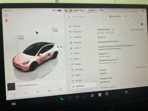 Used 2023 Tesla Model Y Performance AWD/4WD image 3