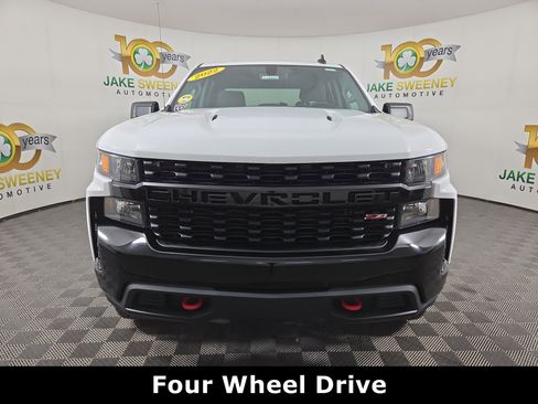 Certified 2022 Chevrolet Silverado 1500 Custom Trail Boss w/ LPO, Dark Essentials Package image 2