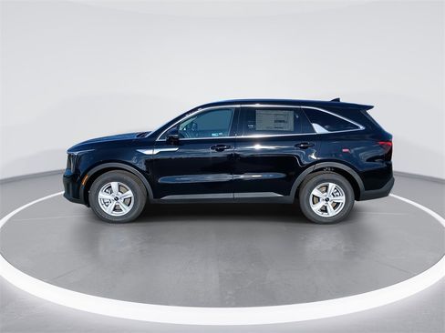 New 2026 Kia Sorento LX image 5